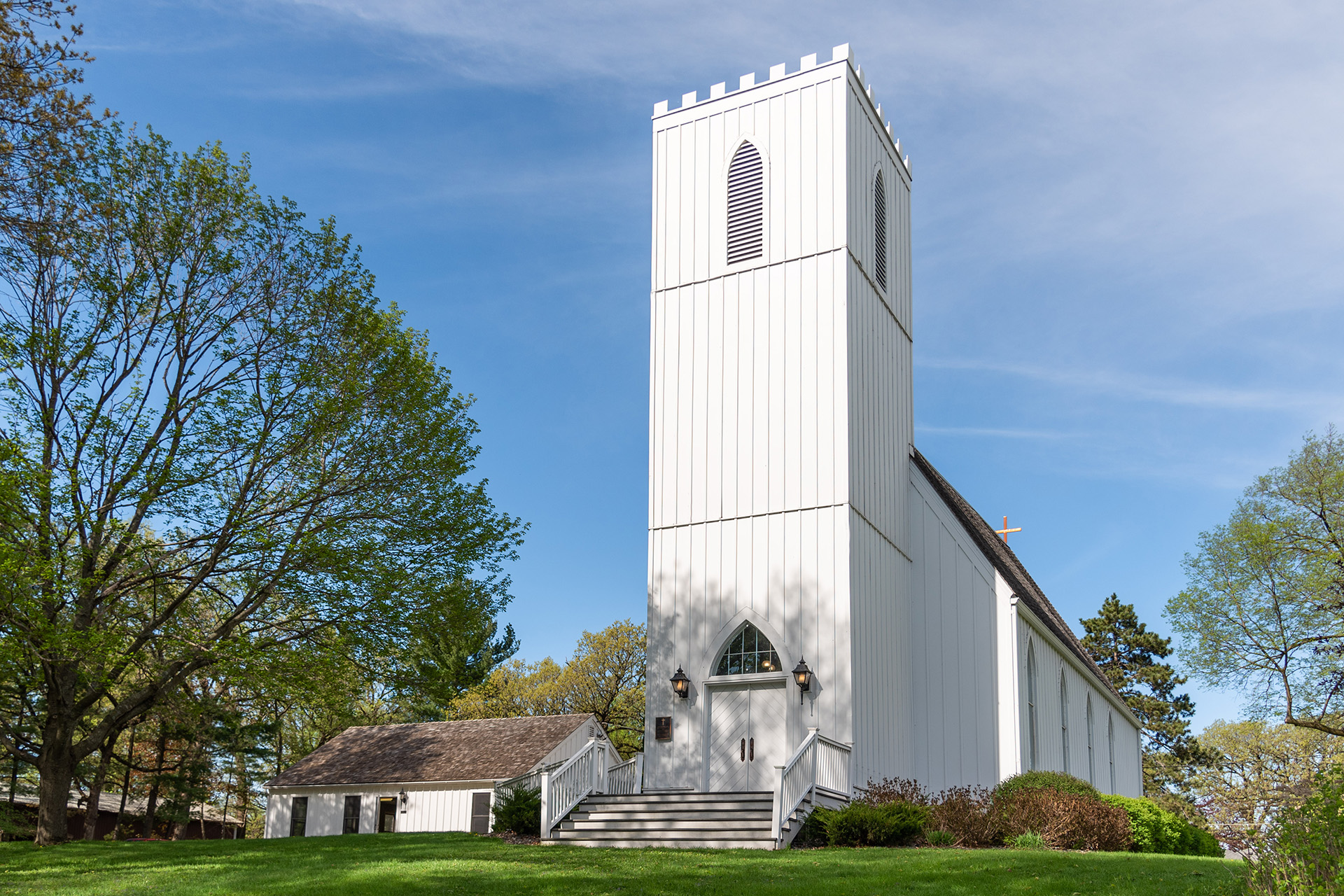 to a Faith Community Christ Church Old Frontenac